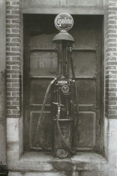 surtidor-gasolina-en-1925-ceferino-yanguas-20101